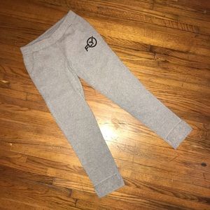 👐🏽FLYWHEEL raw hem jogger